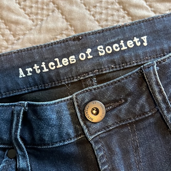 Articles of Society : Dark Wash Skinny Jean’s - 27 - Picture 8 of 10